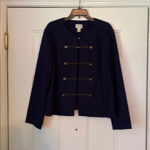 CHICO’S MILITARY SHORT JACKET “NWOT” Button Detail